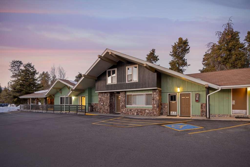 Best Western Ptarmigan Lodge Диллон Экстерьер фото